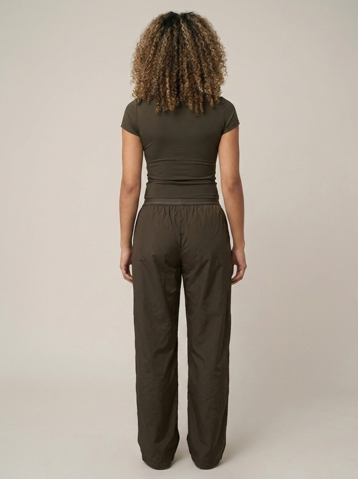 Ensemble ALO Kaki – Top + Pantalon Athleisure Femme